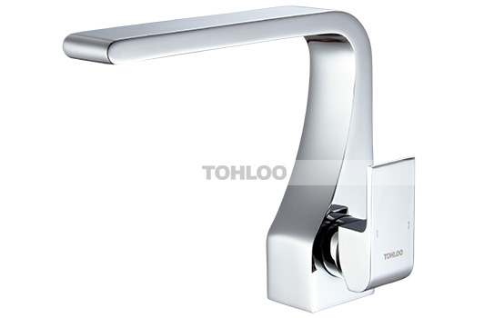 鼎新电热水器 现代龙头